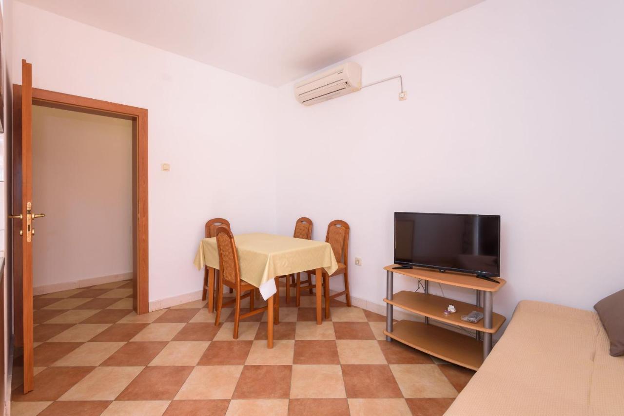 Apartments Zdravko Клек Екстериор снимка