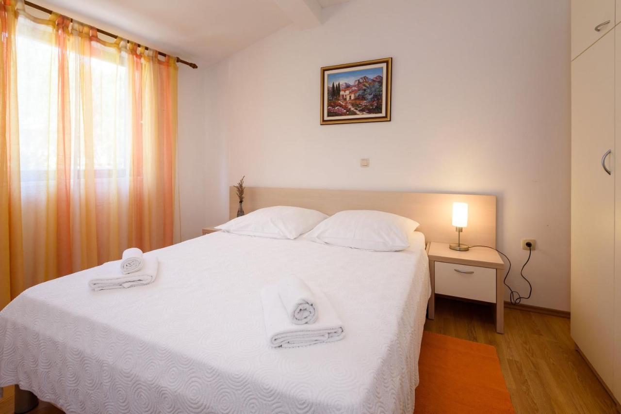 Apartments Zdravko Клек Екстериор снимка